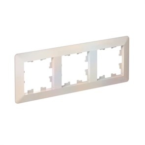 ATLASDESIGN AIR 3-постовая РАМКА, ЖЕМЧУГ/дымчатый белый ATN220403
